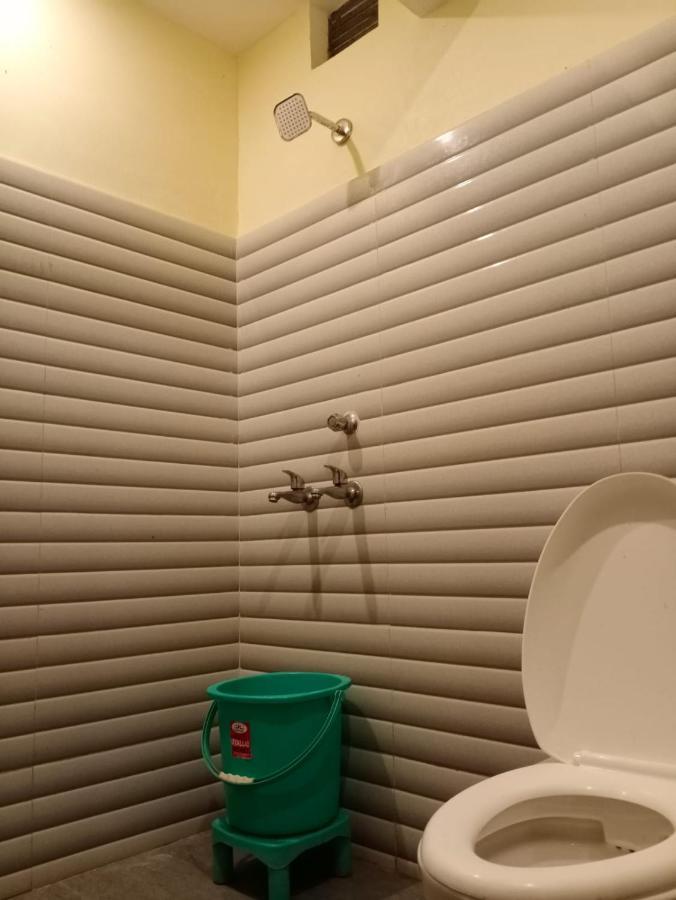 S S Hotel And Restaurant By Wb Economy Jaunpur Εξωτερικό φωτογραφία