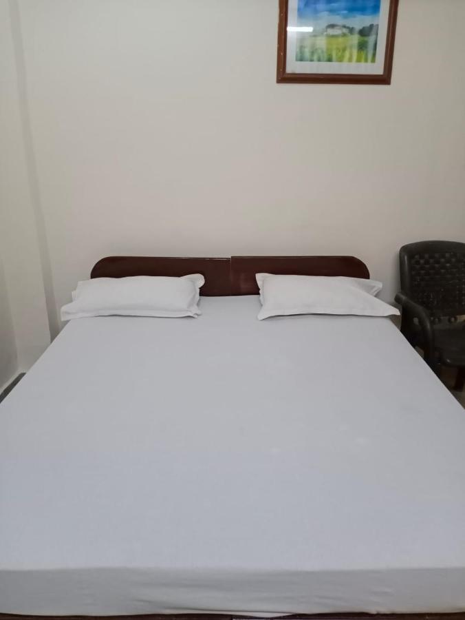 S S Hotel And Restaurant By Wb Economy Jaunpur Εξωτερικό φωτογραφία