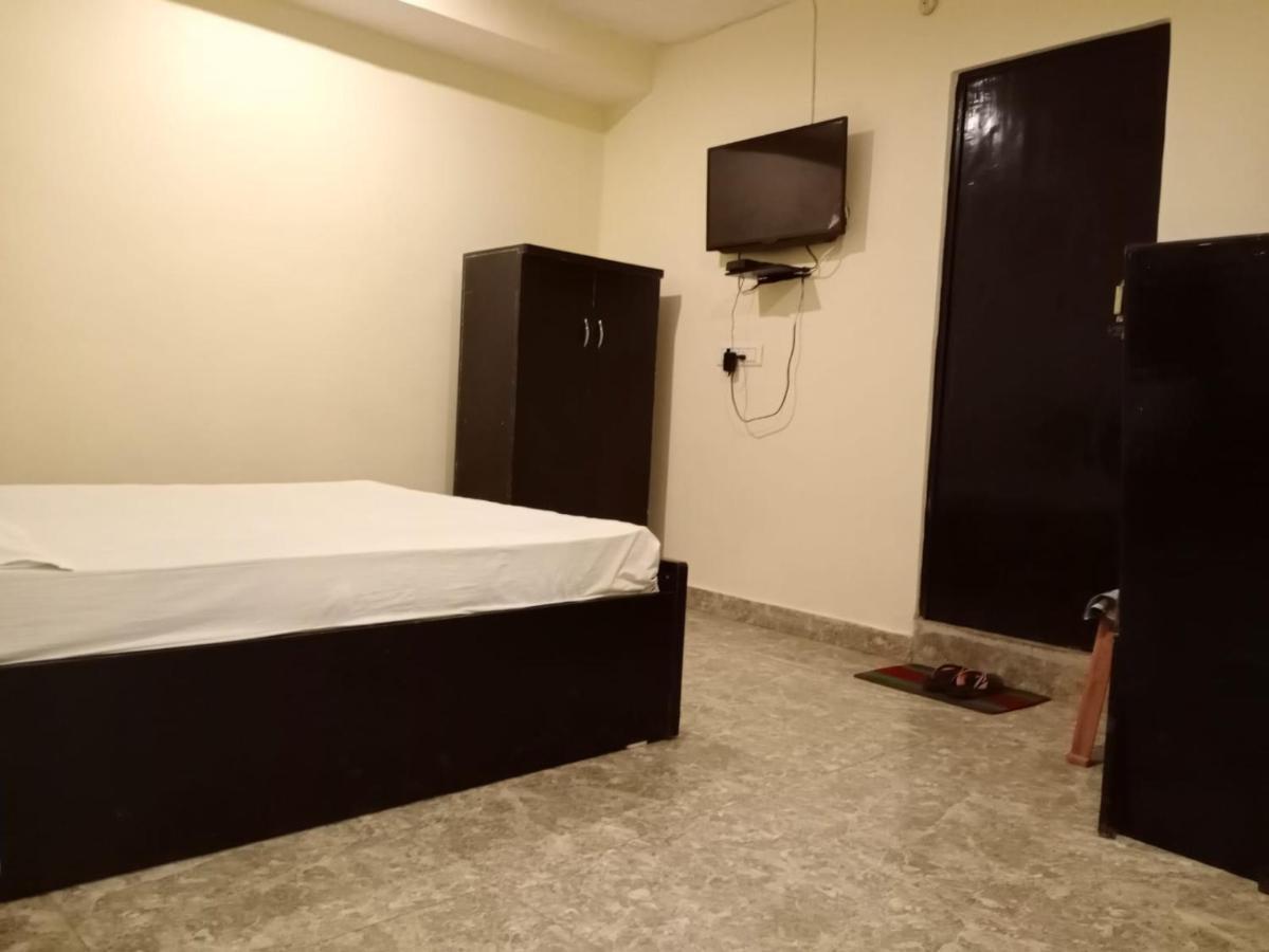 S S Hotel And Restaurant By Wb Economy Jaunpur Εξωτερικό φωτογραφία